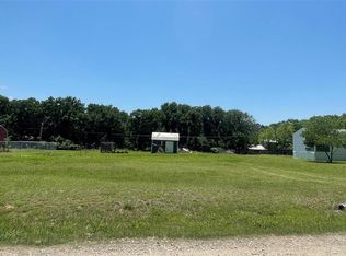 425 Lakeshore Dr, Seven Points, TX 75143