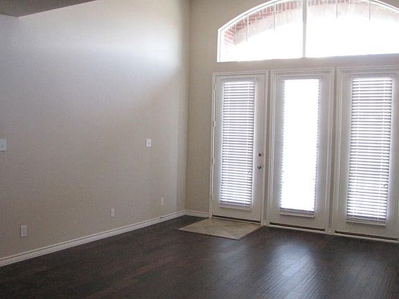 3rd image of 950 Henderson St APT 1308