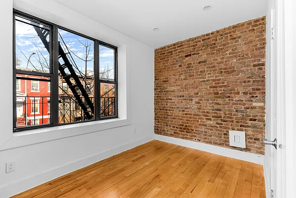 Rented by Douglas Elliman | media 8