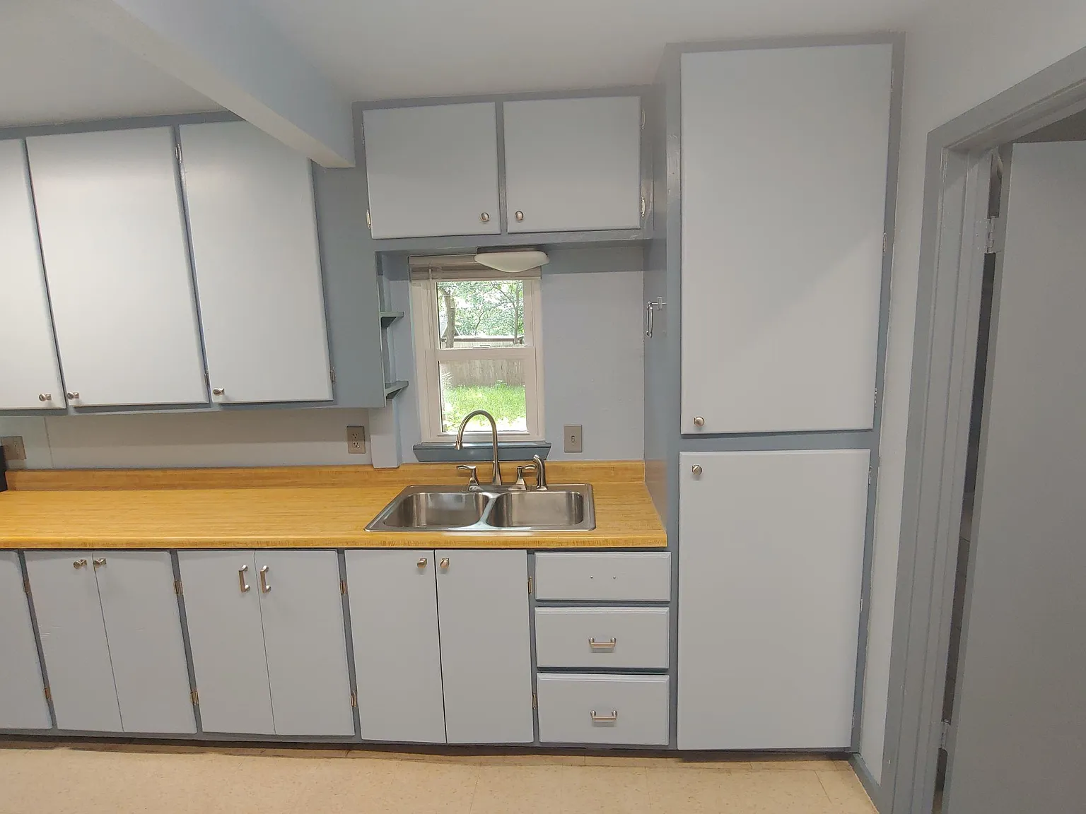 1 bed, 500 sqft, $950 — Photo 3