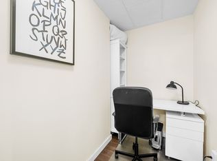38 W 1st Ave #304, Vancouver, BC V5Y 0K3