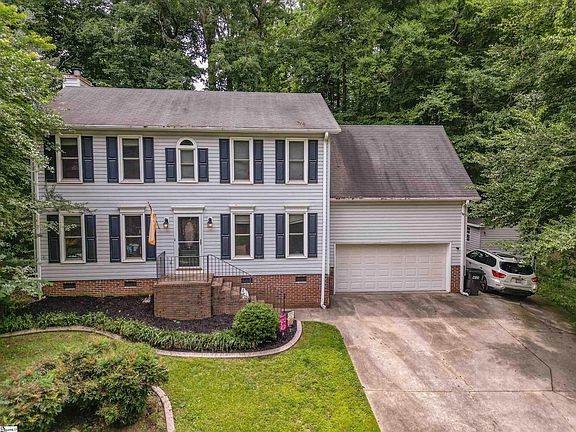 3rd image of 505 Hunters Hill Rd