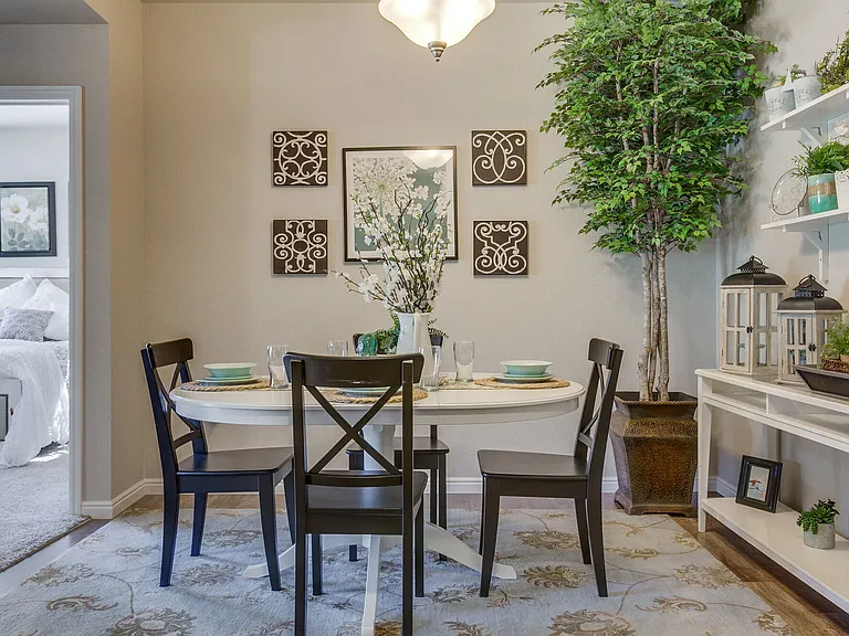 The Regency at River Valley — Photo 18