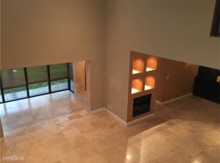 3355 Emerald Oaks Dr, Hollywood, FL 33021