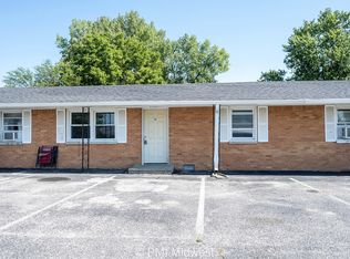 2950 W Us Highway 52 APT 14, New Palestine, IN 46163