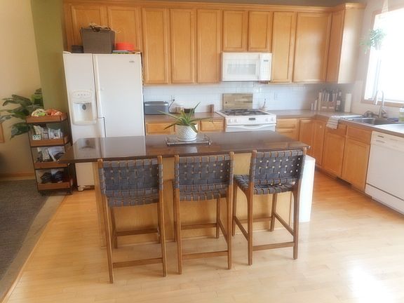 4th image of 5329 Empire Ln N