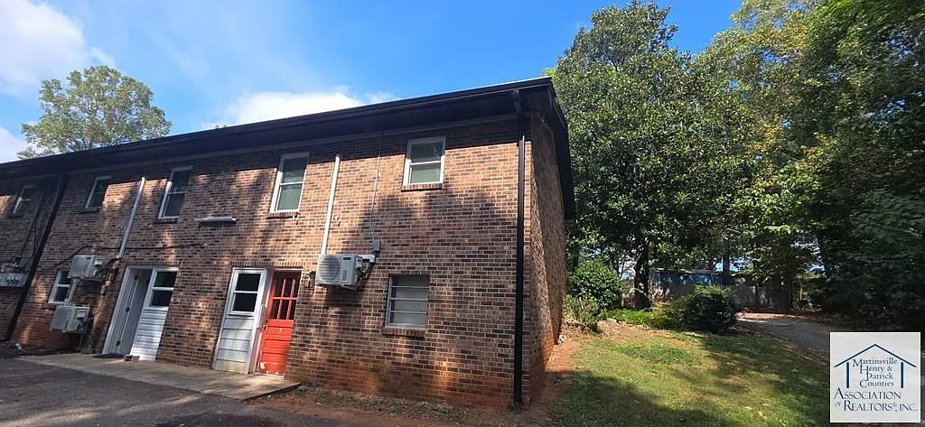 Building Photo - 45 Dan Wythe Dr