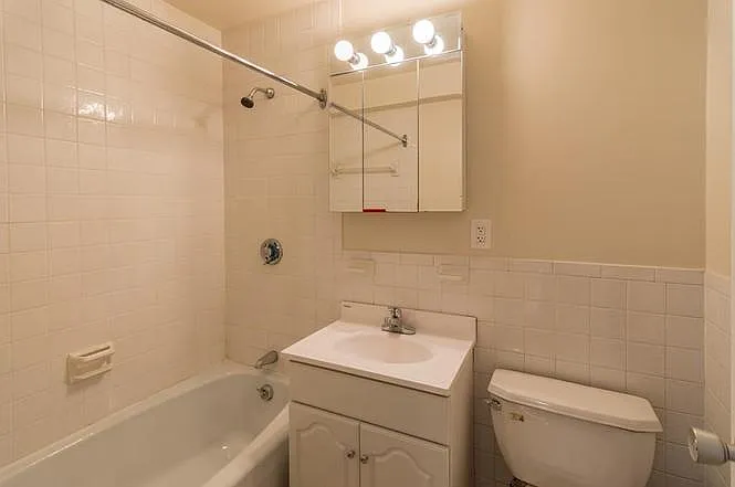 1025 Hancock St #12L — Photo 6