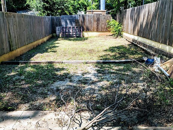 2nd image of 710 W 9th Ave
