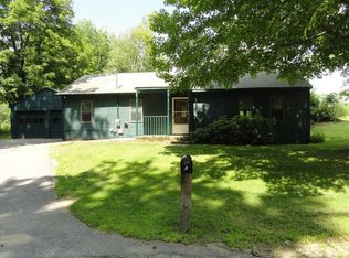 4 Davis St, Rutland, MA 01543