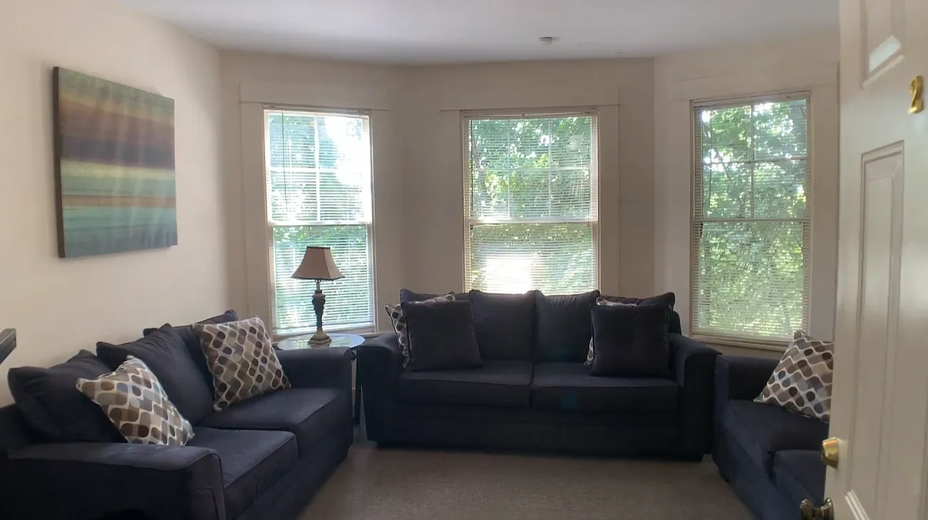 102 Highland Place - 2 — Photo 2