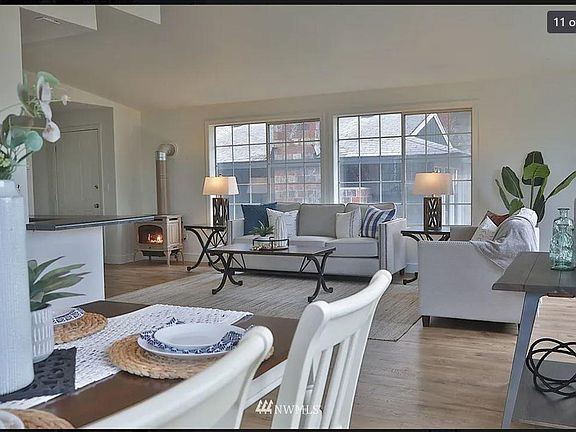 3rd image of 3773 Morning Glory Ln