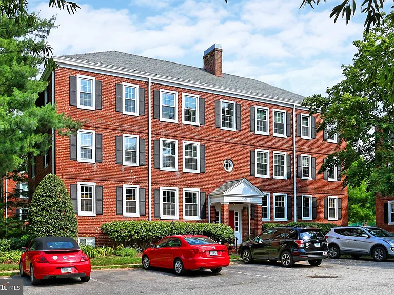 3043 S Columbus St #C1 — Photo 1