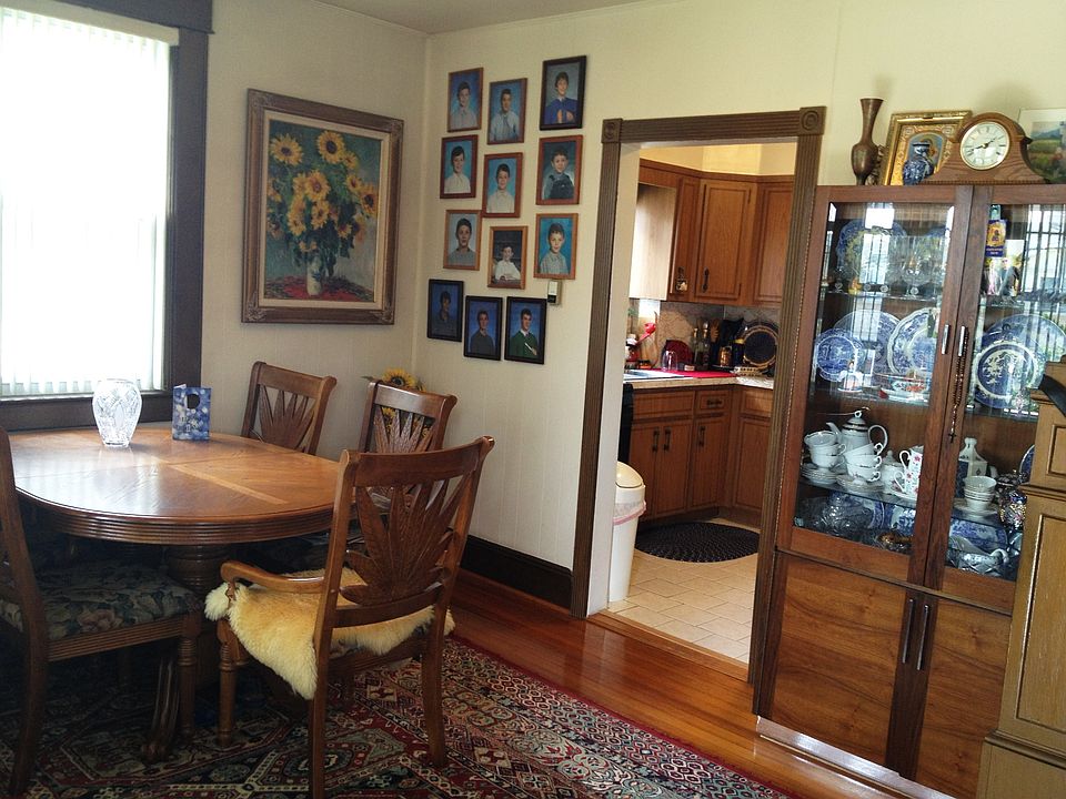 2nd image of 25 Hillcrest Ave