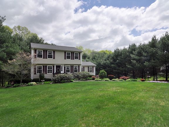 3rd image of 67 Dayna Dr