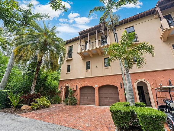 3rd image of 6234 Paradise Point Dr #6234