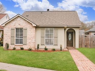 7825 Clover Ridge Ave, Baton Rouge, LA 70820