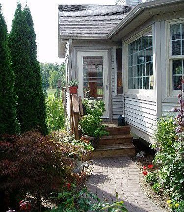 3rd image of 2937 E Crown Dr
