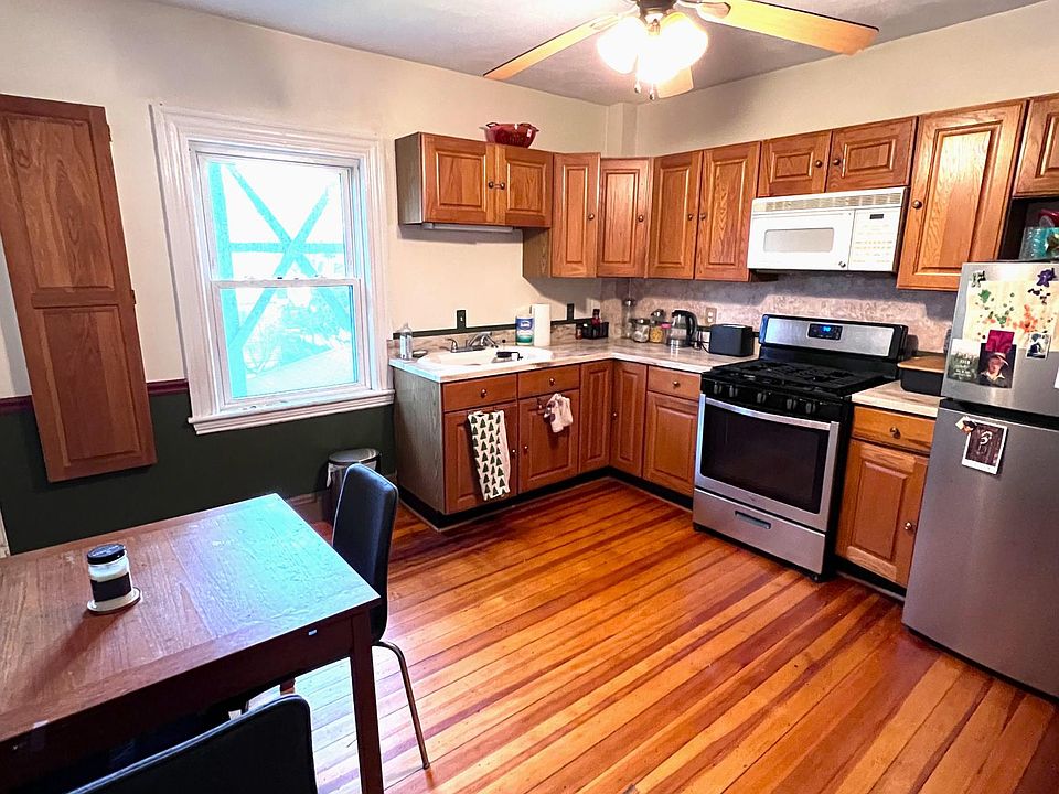 1st image of 112 E Elm Ave #2
