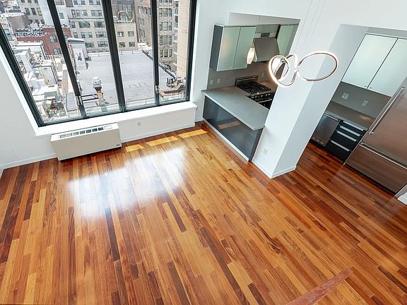 4th image of 50 W 15th St Ph A