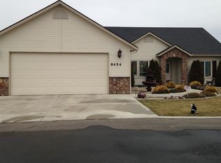 8454 Lake Shore Dr, Nampa, ID 83686