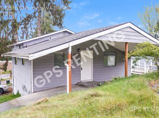 2717 S 125th St, Seattle, WA 98168