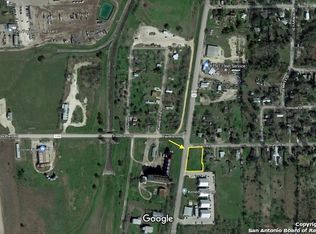 110 Graham Rd, Kenedy, TX 78119