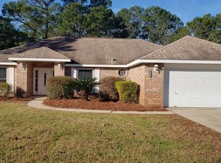 2417 Valley Rd, Navarre, FL 32566