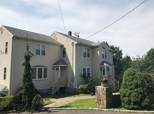 379 Long Hill Ave, Shelton, CT 06484