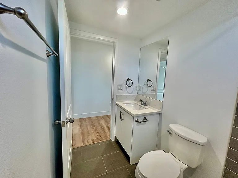 8418 S Main St — Photo 38