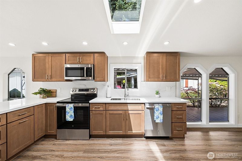 3rd image of 2500 S 370th Street #170