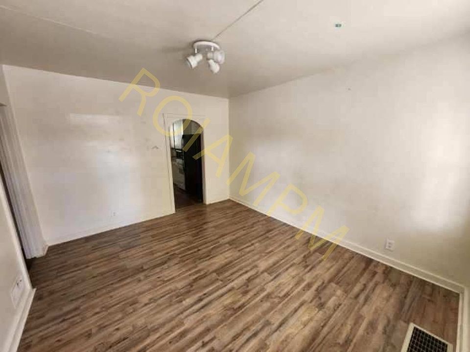 1st image of 247 Idaho St E #233