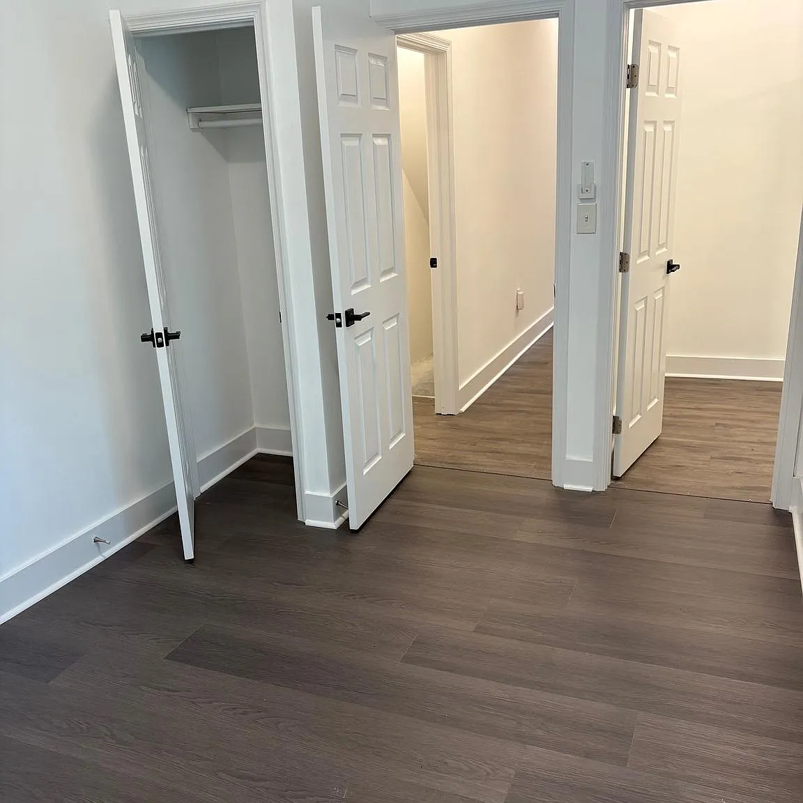 3 bed, 1042 sqft, $1,950 — Photo 4