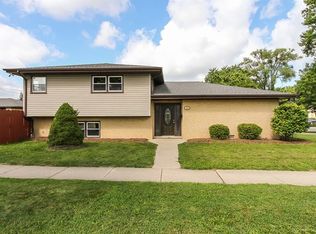 5801 Warren St, Morton Grove, IL 60053