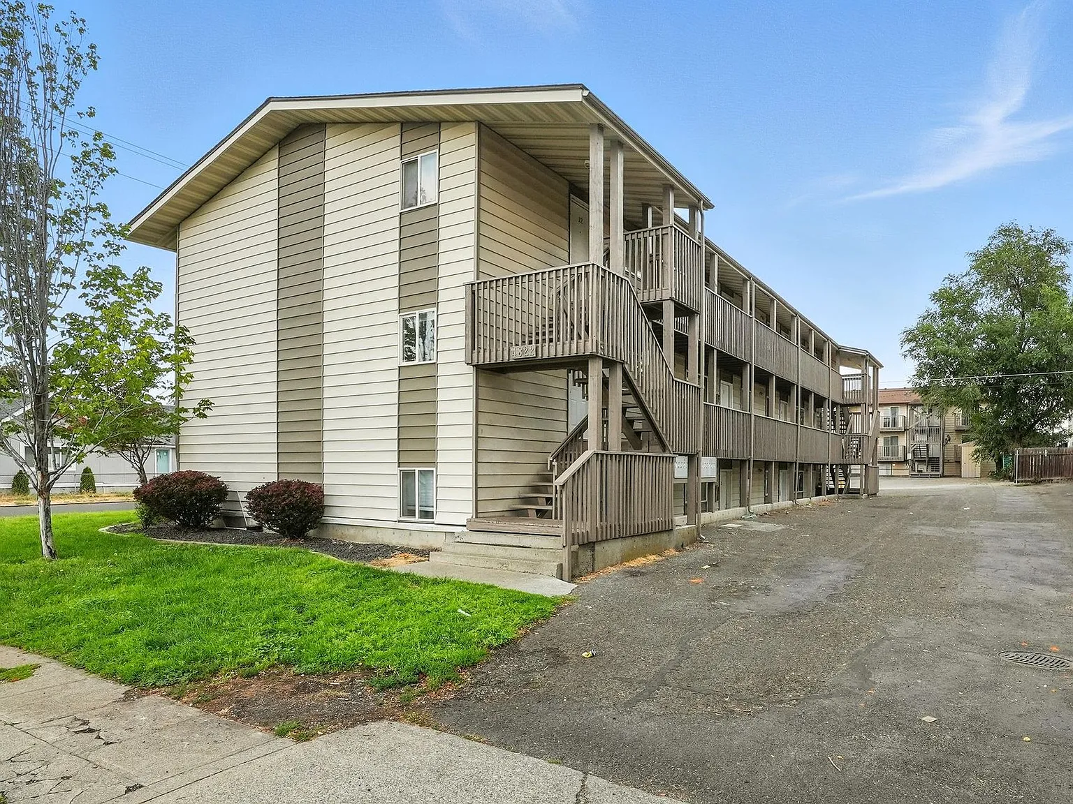 Cannonball Apartments! — Photo 2