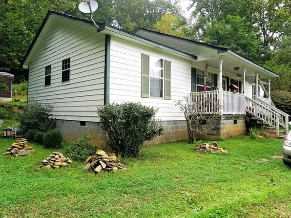 415 Clear Creek Rd, Burnsville, NC 28714