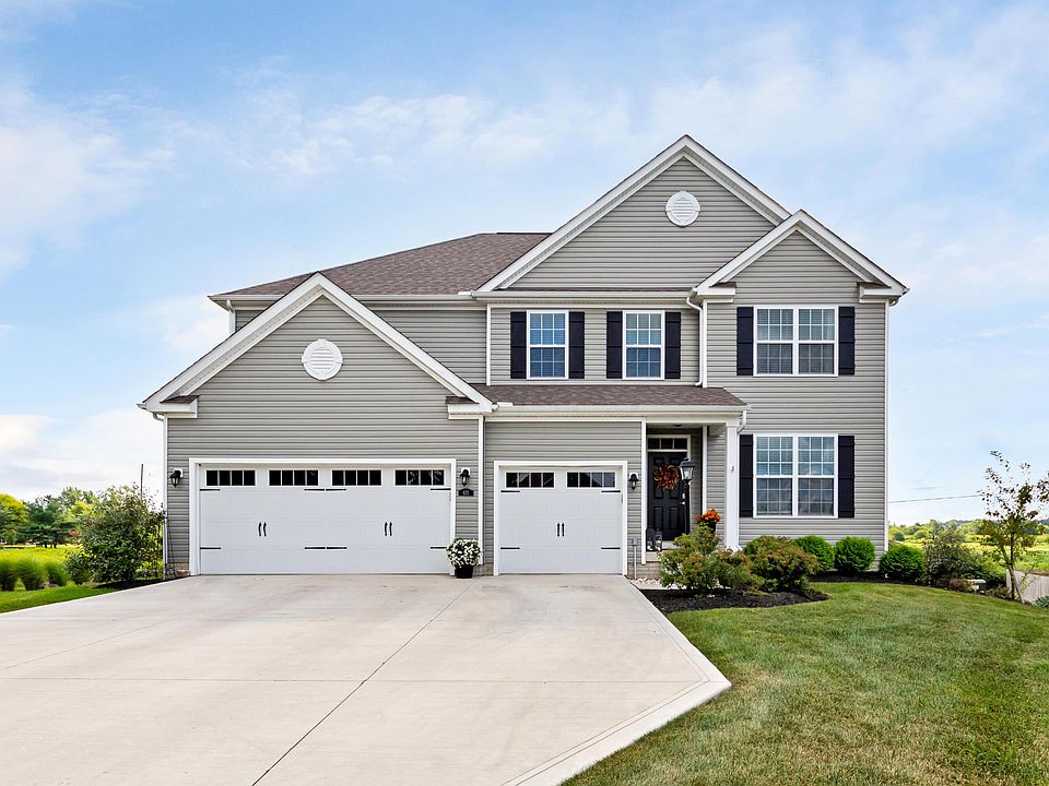 1st image of 825 Lorenzo Ct