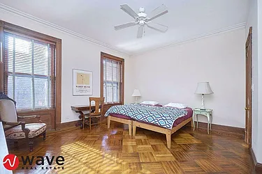 Rented by Wave Real Estate Group