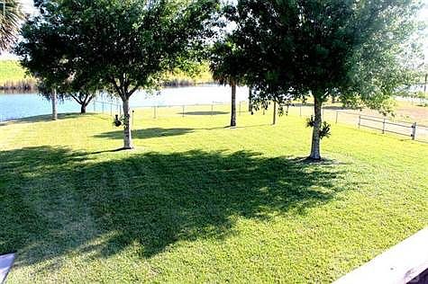 3rd image of 1081 Blue Heron Ln