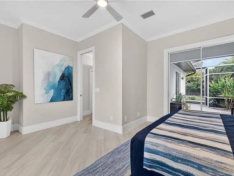 6461 Livingston Woods Ln — Photo 23