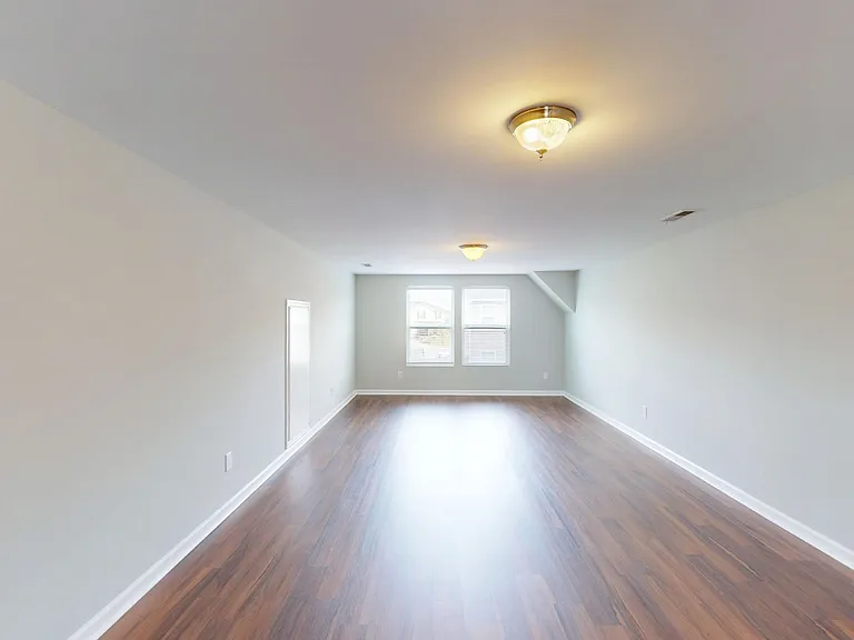 10612 Kempsford Dr — Photo 29