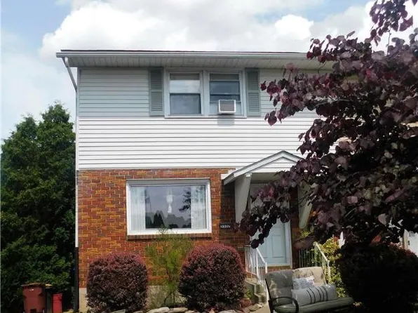 3322 S Front St, Whitehall, PA 18052