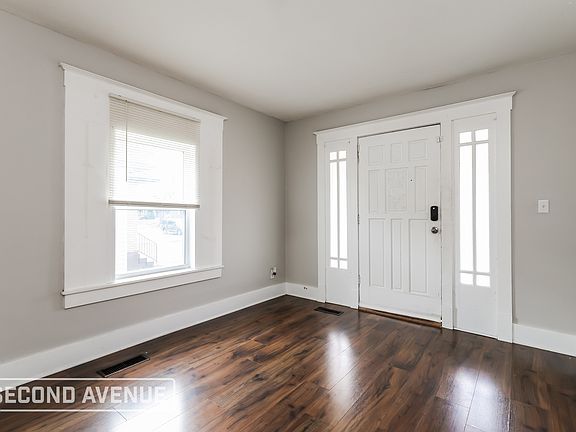 3rd image of 1823 Dixdale Ave