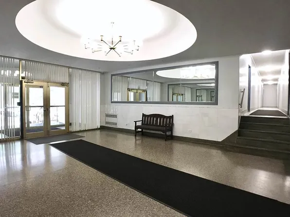 6601 Broadway image 8 of 8