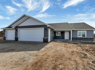 84 Meadow Ln, Cold Spring, MN 56320