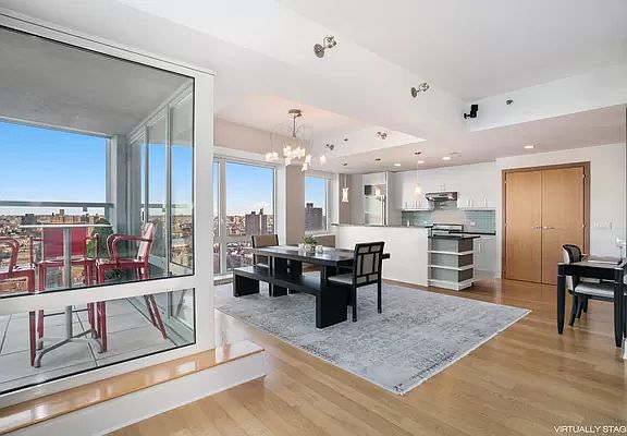 2nd image of 440 Kent Ave #2C