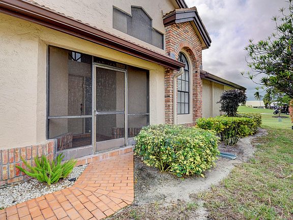 3rd image of 8159 Cassia Dr