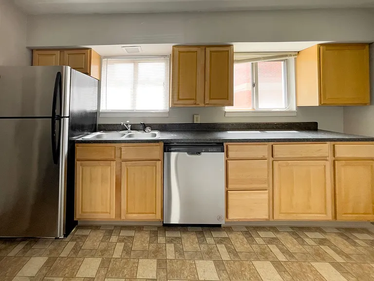 1619 W Gilbert St #3 — Photo 1
