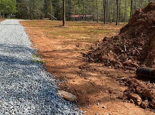 315 Country Creek Rd, Newborn, GA 30056