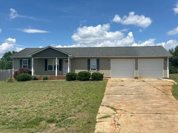 134 Chambwood Ln, Shelby, NC 28152